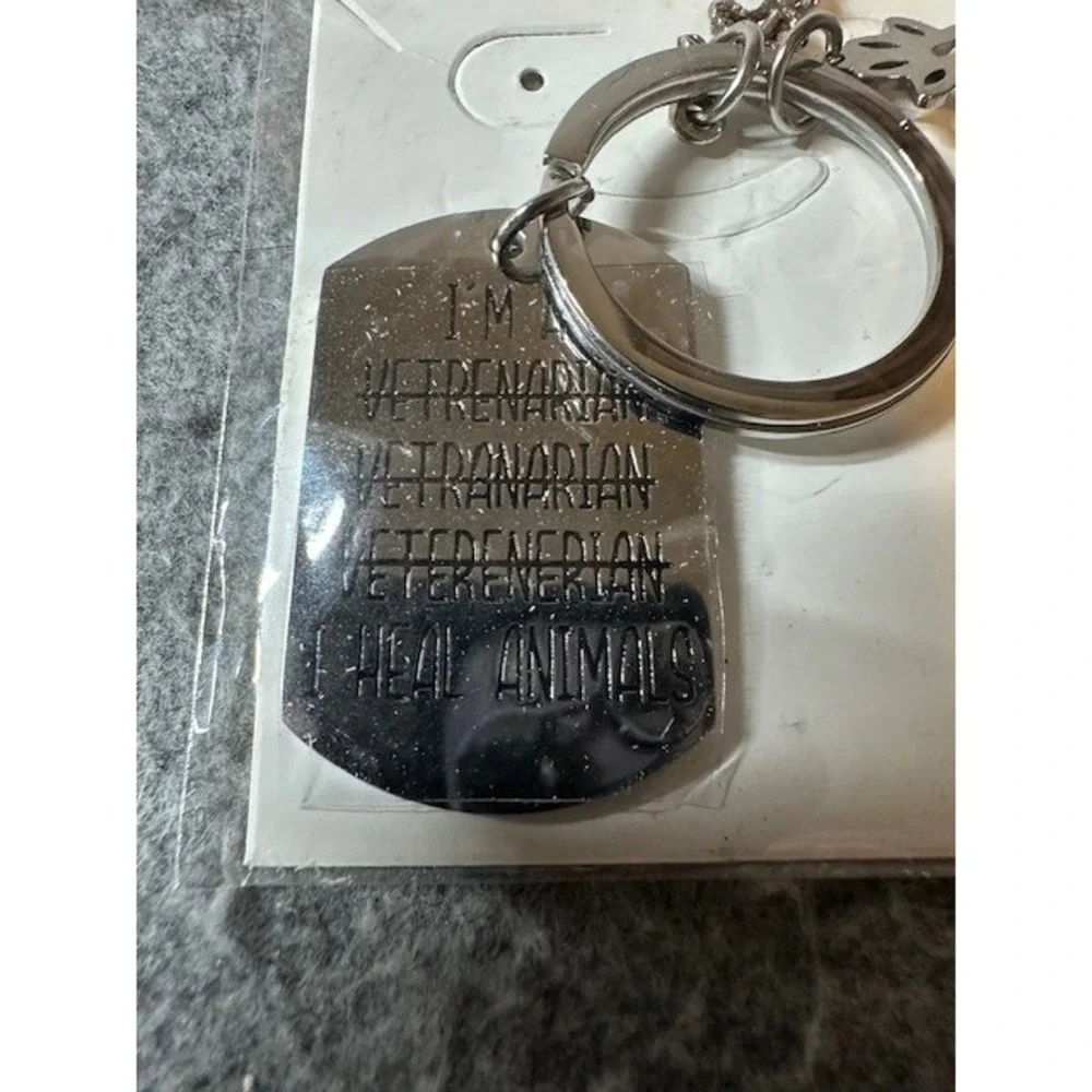 Fashion Jewelry Silver Veterinarian I Heal Animals Dog Tag Keychain Charm